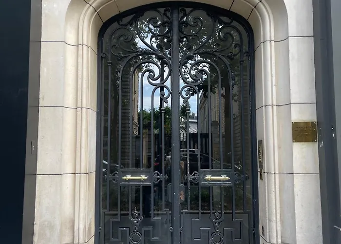 Bed and Breakfast Charmante Dans Le Marais