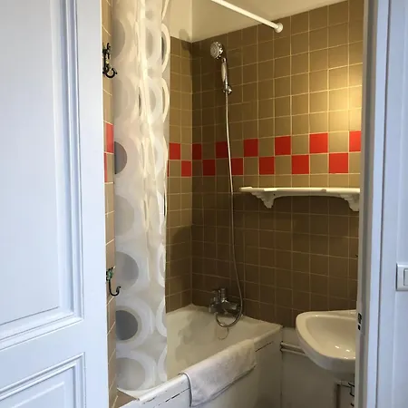 ベッド・アンド・ブレックファスト Charmante Dans Le Marais